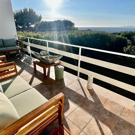 Lovely House With Stunning View * Sesimbra