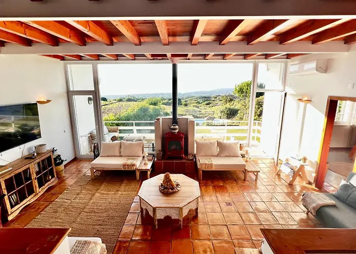 Villa Lovely House With Stunning View