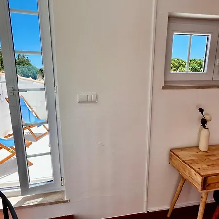 Lovely House With Stunning View Sesimbra