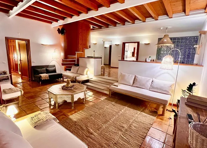 Lovely House With Stunning View Villa